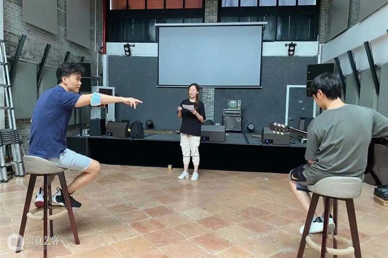 深度观察 | 该怎么用肢体来传达表情 表情 肢体 深度观察 前滩 青年 创艺 计划 文化 演艺 中心 崇真艺客