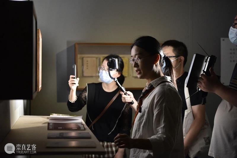 现场 | 走进艺术家的世界，一探作品背后的 “艺术笔记” 艺术 笔记 作品 现场 背后 艺术家 世界 聂干因 朱振庚 钟孺乾 崇真艺客