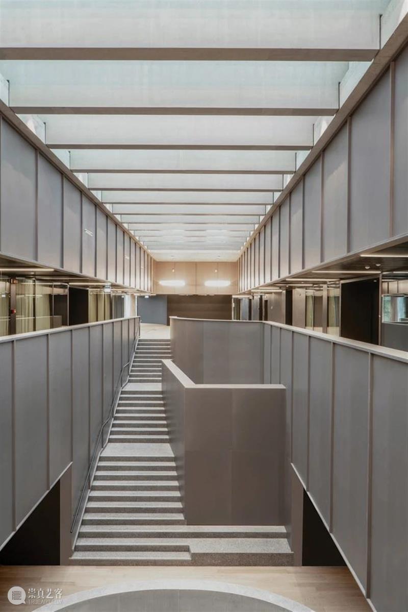古典比例尺度，倍耐力学习中心 / Onsite Studio 中心 比例 尺度 倍耐力 Hélène Binet Romano 企业 大楼 米兰北部 崇真艺客