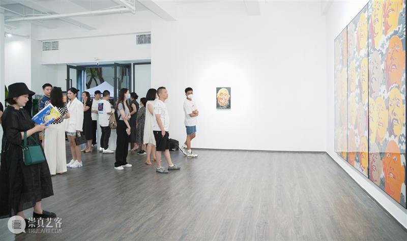 现场| 方力钧与郭伟的版画肖像 崇真艺客