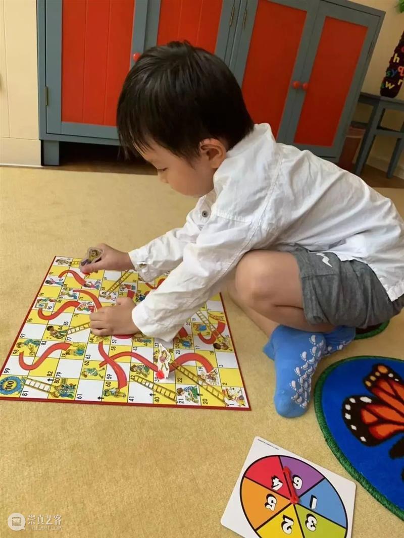 Carousel 语言角丨在游戏中感受语言的魅力 语言 游戏 魅力 Languages纽约旋转木马语言学校 创始人 早期 儿童 专家 语言学家 家长 崇真艺客