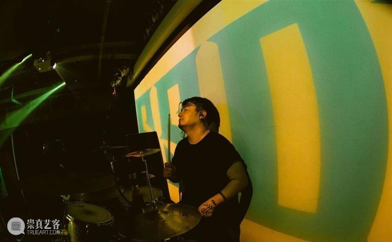 DosArtFest上海 | 和6501进入属于新疆的摇滚梦境 摇滚 新疆 DosArt Fest 上海 梦境 音乐 沙漠 兵器 五条人 崇真艺客