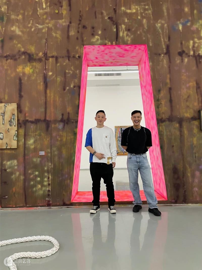 以个体、艺术史及文化符号构建当代寓言空间 ，“旧事如新：夏乔伊个展”开幕 | 现场回顾 崇真艺客