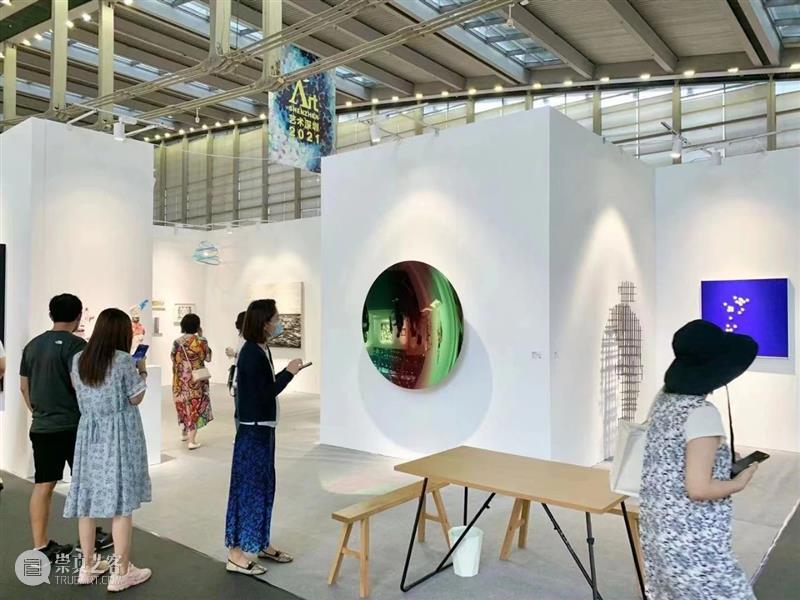 2021艺术深圳 稳步升级 圆满落幕 艺术 深圳 金秋 城市 果实 博览会 深圳会展中心6号 帷幕 全国各地 藏家 崇真艺客