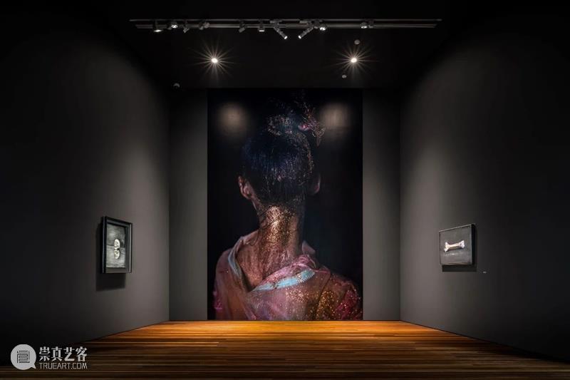 「松」回顾 | 北京偶遇名人概率最高的美术馆展览 美术馆 北京 名人 概率 松美术馆 陈漫 宋易格 双人展 之间 帷幕 崇真艺客