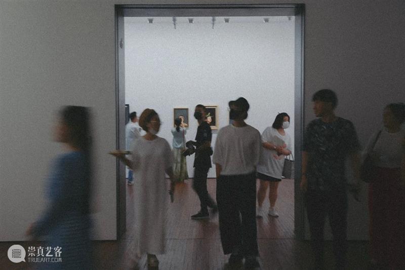 「松」回顾 | 北京偶遇名人概率最高的美术馆展览 美术馆 北京 名人 概率 松美术馆 陈漫 宋易格 双人展 之间 帷幕 崇真艺客