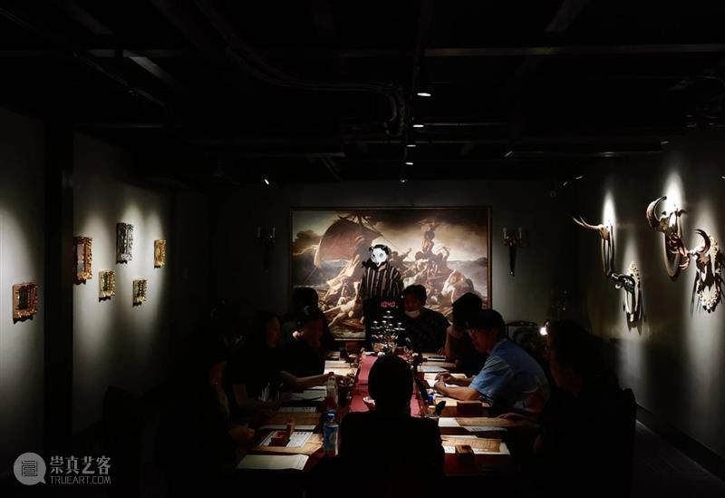 挥发实验室原创沉浸式互动游戏——“森林之王的宴会”公测正式开启  挥发实验室 森林 宴会 游戏 实验室 野兽 阴影 尸骨 嘴里 同胞 心里 崇真艺客