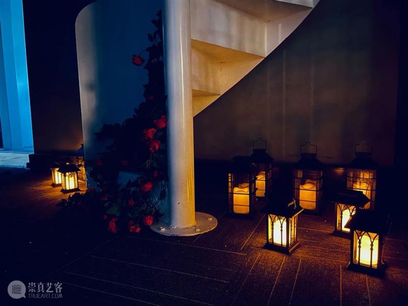 挥发实验室原创沉浸式互动游戏——“森林之王的宴会”公测正式开启  挥发实验室 森林 宴会 游戏 实验室 野兽 阴影 尸骨 嘴里 同胞 心里 崇真艺客