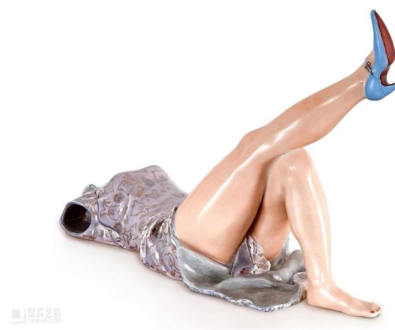 当代艺术推手? 御宅族的华丽逆袭 艺术财经 蘇富比 御宅族 艺术 推手 逆袭 强迫症 鉴赏家 数字 信息 时代 化身 崇真艺客