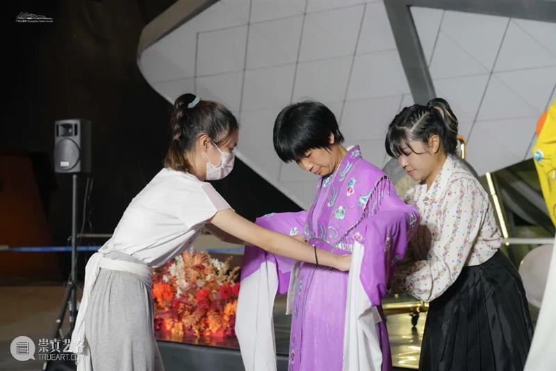 中秋国潮游园市集Party开启！赶快来打卡吧！ 游园 市集 Party 国潮 MID 国潮佳节 闻音 九州 仙乐 Mid 崇真艺客