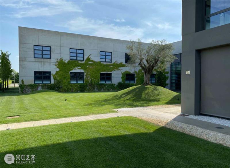 崖空间丨灵感结晶的开始 空间 灵感 结晶 现代 社会 艺术 要求 大众 作品 外观 崇真艺客