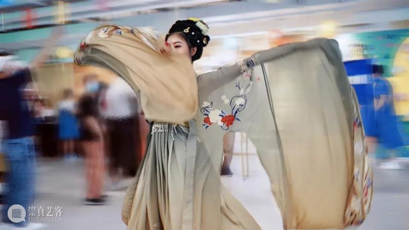爱若无缺事事圆 爱若无缺事事圆 你身边 婵娟 游园会 灯谜 投壶 上海话剧艺术中心 游戏 戏剧 红楼梦 崇真艺客