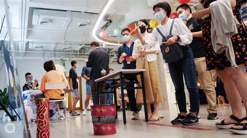 爱若无缺事事圆 爱若无缺事事圆 你身边 婵娟 游园会 灯谜 投壶 上海话剧艺术中心 游戏 戏剧 红楼梦 崇真艺客