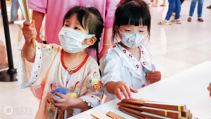爱若无缺事事圆 爱若无缺事事圆 你身边 婵娟 游园会 灯谜 投壶 上海话剧艺术中心 游戏 戏剧 红楼梦 崇真艺客