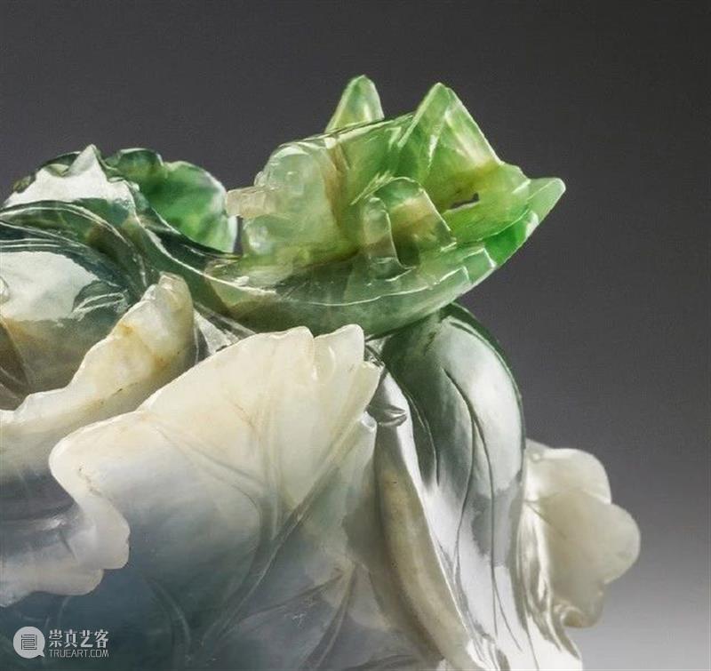 人在博物馆，很想吃文物 博物馆 文物 网友 网络 陶瓷 生瓷 果品 故宫博物院 粉彩像生果品高足盘 藏唐 崇真艺客