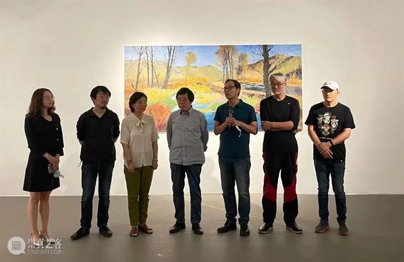 太和现场 | 《故园依旧——易英画展》开幕  太和艺术空间 故园依旧——易英画展 现场 太和 故园依旧 易英 画展 策展人 王春辰 开幕式 时间 崇真艺客