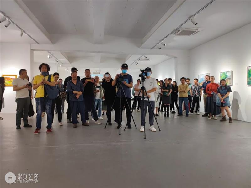 太和现场 | 《故园依旧——易英画展》开幕  太和艺术空间 故园依旧——易英画展 现场 太和 故园依旧 易英 画展 策展人 王春辰 开幕式 时间 崇真艺客
