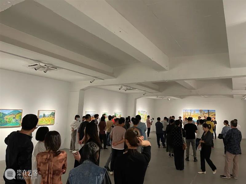 太和现场 | 《故园依旧——易英画展》开幕  太和艺术空间 故园依旧——易英画展 现场 太和 故园依旧 易英 画展 策展人 王春辰 开幕式 时间 崇真艺客