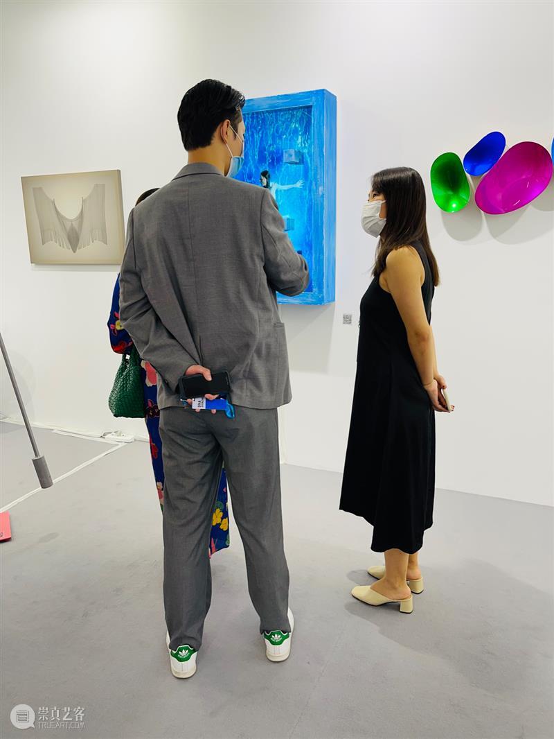 BlueriderDaily 艺博 DnA SHENZHEN 甫开展告捷 艺博 DnA SHENZHEN 设计与艺术博览会 藏家 展位 首日 捷报 深圳 艺术家 崇真艺客
