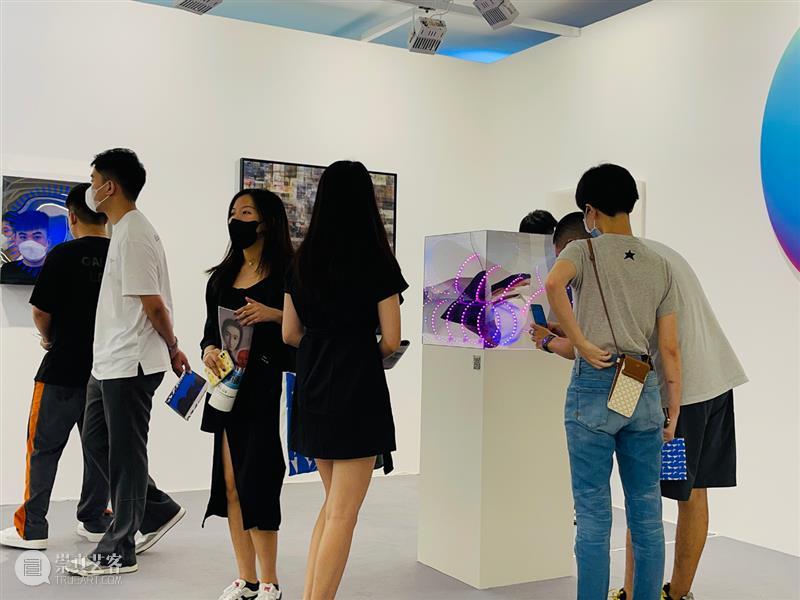 BlueriderDaily 艺博 DnA SHENZHEN 甫开展告捷 艺博 DnA SHENZHEN 设计与艺术博览会 藏家 展位 首日 捷报 深圳 艺术家 崇真艺客