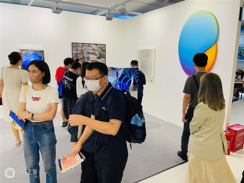 BlueriderDaily 艺博 DnA SHENZHEN 甫开展告捷 艺博 DnA SHENZHEN 设计与艺术博览会 藏家 展位 首日 捷报 深圳 艺术家 崇真艺客