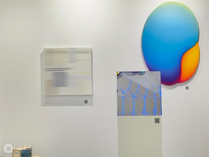 BlueriderDaily 艺博 DnA SHENZHEN 甫开展告捷 艺博 DnA SHENZHEN 设计与艺术博览会 藏家 展位 首日 捷报 深圳 艺术家 崇真艺客