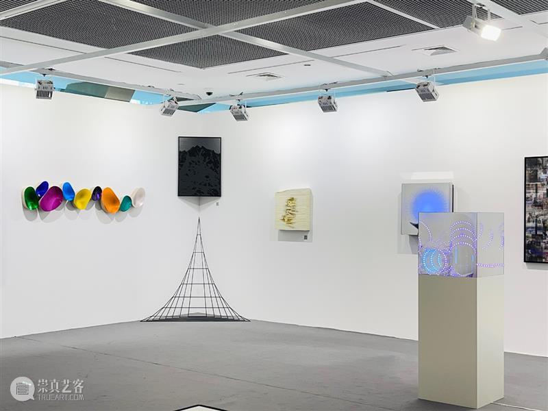 BlueriderDaily 艺博 DnA SHENZHEN 甫开展告捷 艺博 DnA SHENZHEN 设计与艺术博览会 藏家 展位 首日 捷报 深圳 艺术家 崇真艺客