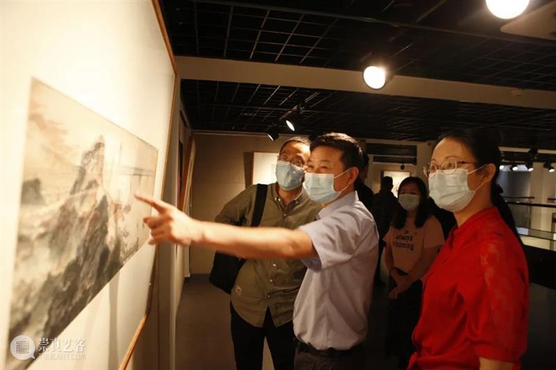 红色看点 | 2021国庆节ZAM展览特别回顾 红色 看点 ZAM 中国共产党 浙江美术馆 工作 以来 成果 01星驰潮涌 主题 崇真艺客