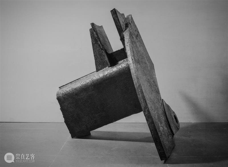 艺术家动态 | 李秀勤受邀参加“ ‘物’的生长——第一届新金石艺术展 ” 金石 艺术家 李秀勤 动态 艺术展 艺术 总监 Director 何勇淼 崇真艺客