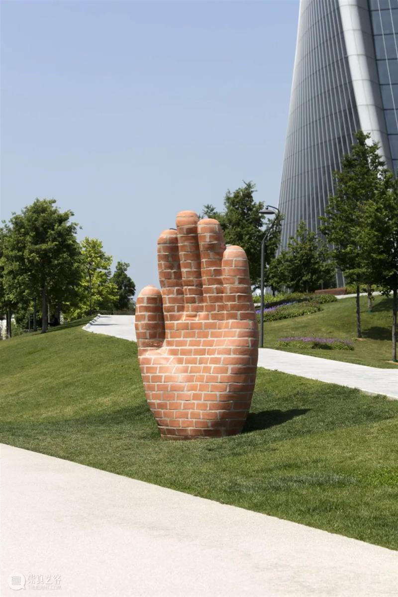 同行/莫比乌斯苹果皮 | Judith Hopf Judith Hopf 柏林 生活 工作 雕塑 电影 绘画 舞台 形式 崇真艺客