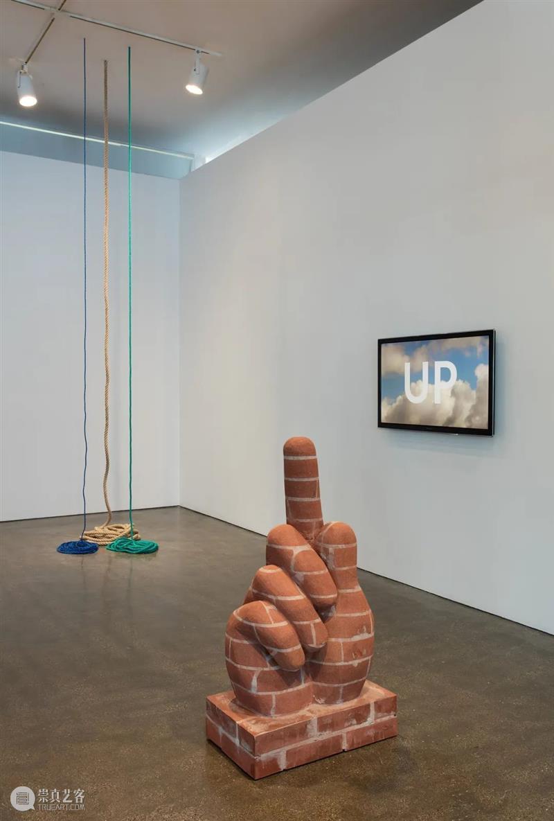 同行/莫比乌斯苹果皮 | Judith Hopf Judith Hopf 柏林 生活 工作 雕塑 电影 绘画 舞台 形式 崇真艺客