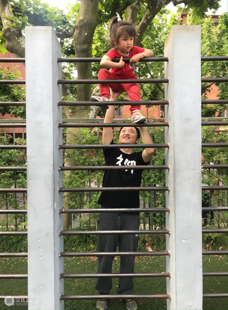 美博美术馆 | 陈研&陈清扬 · 我为什么让女儿对着艺术史画画 崇真艺客