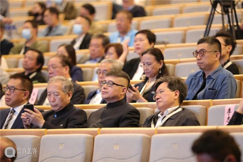 ​管建波：​为艺术插上科技的翅膀——国家大剧院数字化应用的探索与实践 艺术 国家大剧院 管建波 科技 翅膀 上方 右上 2021台湖 舞美国际论坛 国家大剧院台湖舞美艺术中心 崇真艺客
