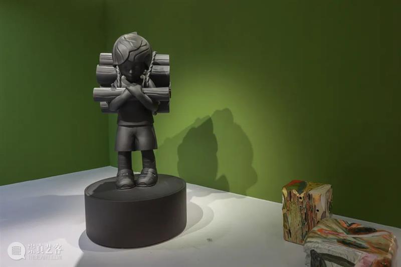 DnA SHENZHEN在展 | James Jean全新大型雕塑《砍柴童Woodcutter》 DnA SHENZHEN Jean 雕塑 砍柴童Woodcutter 设计与艺术博览会 地点 深圳 艺术 城市 崇真艺客