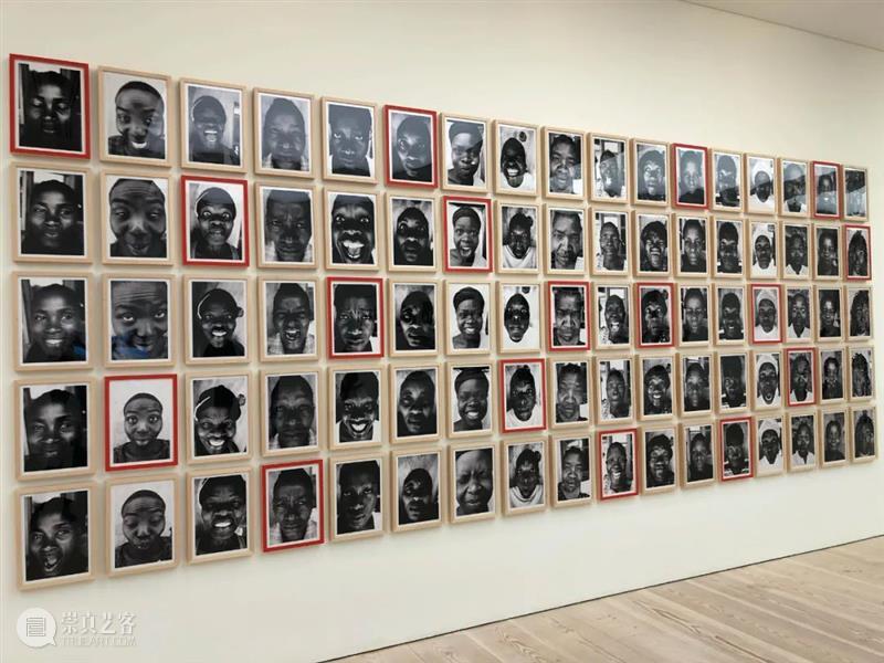 伦敦看展 | JR：编年史 伦敦 编年史 JR：编年史 地点 萨奇美术馆 时间 画展 习惯 作品 之前 崇真艺客