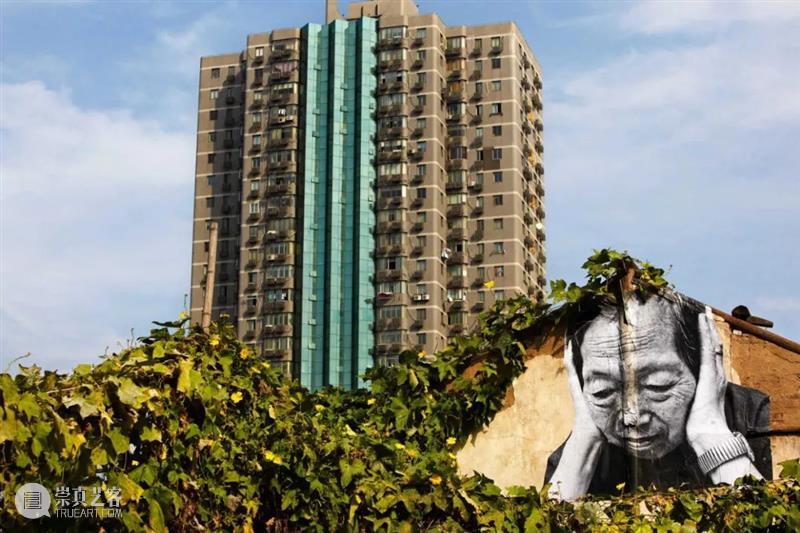伦敦看展 | JR：编年史 伦敦 编年史 JR：编年史 地点 萨奇美术馆 时间 画展 习惯 作品 之前 崇真艺客