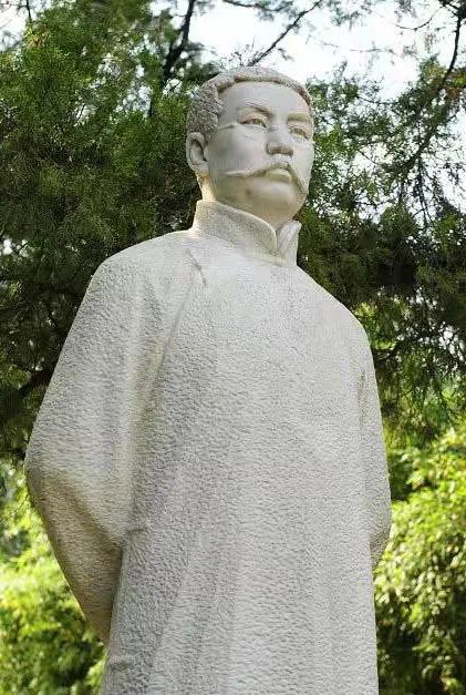 北京保利拍卖丨念“大家”也念“小家”,是“伟人”亦是“凡人”—李大钊信札中的真情实意 李大钊 信札 北京保利拍卖 小家 伟人 凡人 真情实意 觉醒时代 线条 布衣 崇真艺客