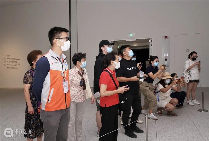 浦东美术馆里闪烁着一道特别的“橙”光 浦东美术馆 建筑 艺术 视觉 外滩 黄浦江 浦东 领地 方盒子 泰特珍藏展 崇真艺客
