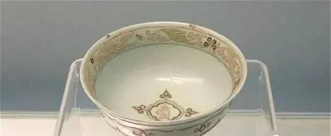 这种瓷器：居然比元青花更珍贵 瓷器 元青花 上方 青铜器 账号 人与人 缘份 缘分 韵味 名片 崇真艺客