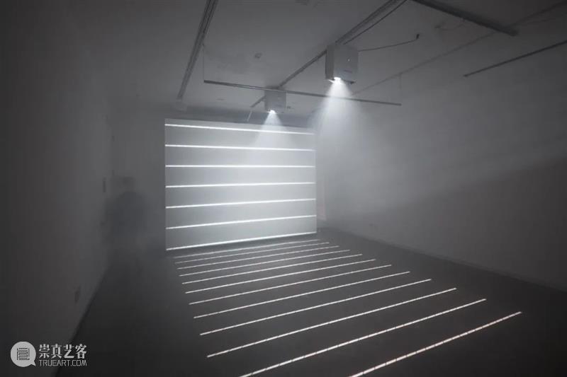 同行/梦中机器在梦中 | Refik Anadol Anadol 机器 同行 梦中 土耳其 美国 艺术家 洛杉矶 生活 工作 崇真艺客