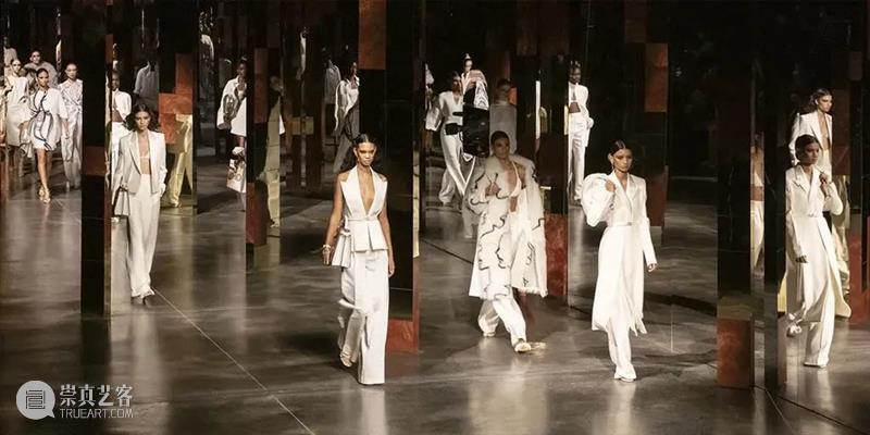【IFA-时尚资讯】FENDI｜2021春夏女装秀 FENDI 春夏 女装 IFA 资讯 系列 发布会 米兰 Jones 之后 崇真艺客