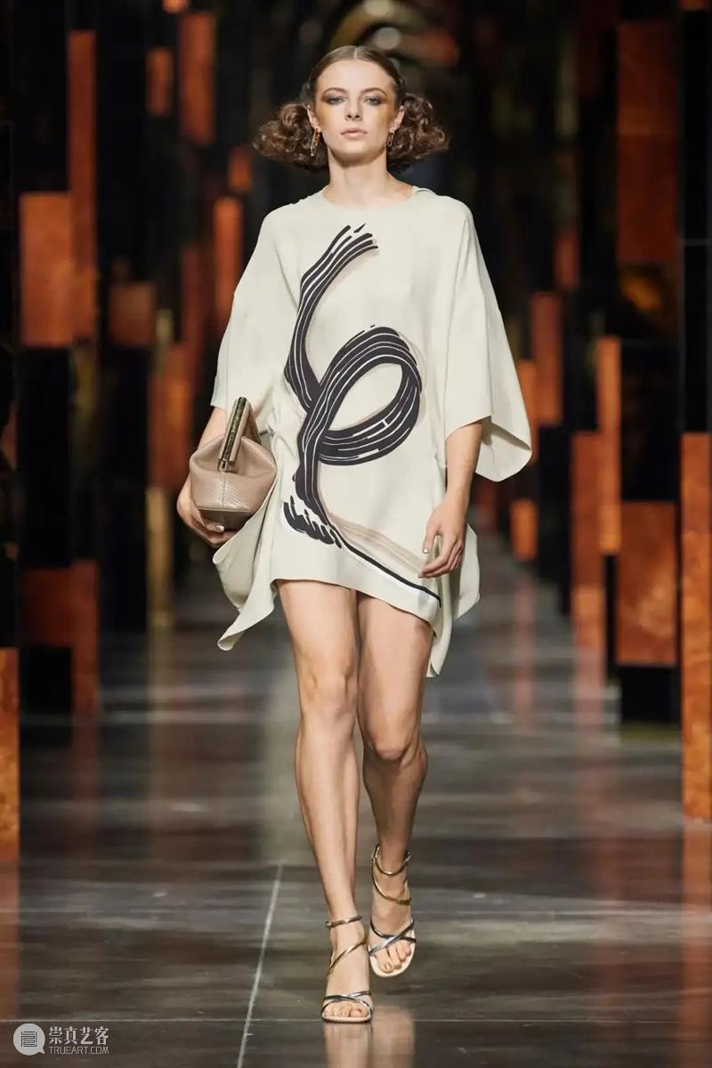 【IFA-时尚资讯】FENDI｜2021春夏女装秀 FENDI 春夏 女装 IFA 资讯 系列 发布会 米兰 Jones 之后 崇真艺客