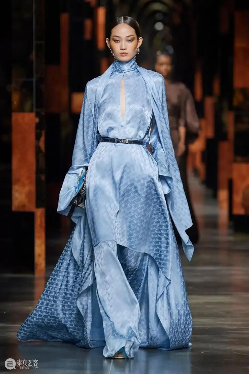 【IFA-时尚资讯】FENDI｜2021春夏女装秀 FENDI 春夏 女装 IFA 资讯 系列 发布会 米兰 Jones 之后 崇真艺客