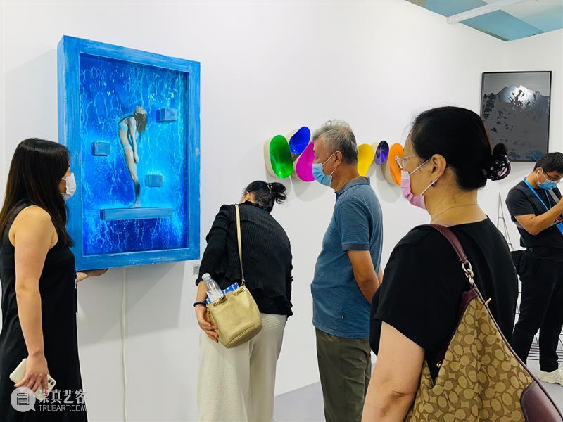 BlueriderDaily 回顾 DnA SHENZHEN设计与艺术博览会 A09 DnA SHENZHEN 设计与艺术博览会 artnet 新闻 艺术 商业 Amelie 深圳 本地 崇真艺客