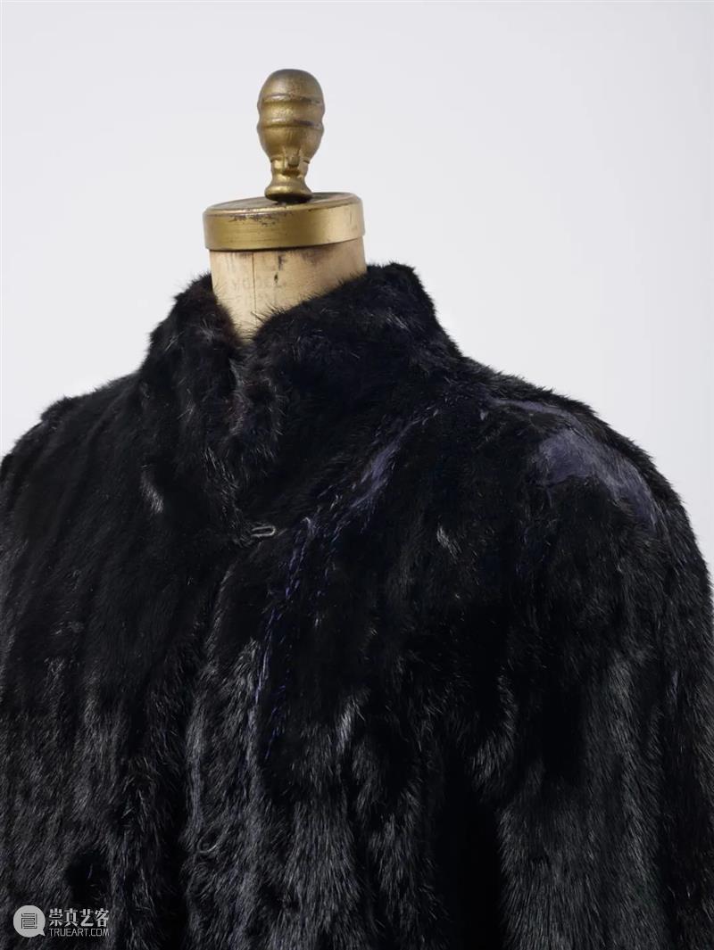 白立方沙龙 | 戴维·哈蒙斯（David Hammons） Hammons 戴维 哈蒙斯 白立方 沙龙 Untitled detail 无题 纽约 雕塑 崇真艺客