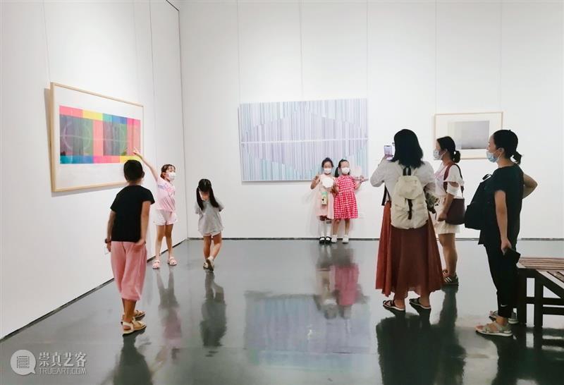 两大展览+八场公教活动，罗湖美术馆国庆假期精彩纷呈 视频资讯 罗湖美术馆 活动 假期 罗湖美术馆国庆 美术馆 人们 方式 罗湖美术馆 期间 景点 罗湖美术馆精心 崇真艺客