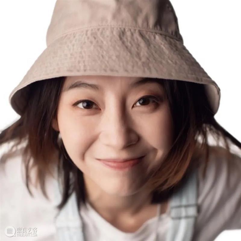 我和我的母亲 | 这个星球上有50亿人,而你是我最完美的妈妈 Ray 母亲 妈妈 星球 假期 小伙伴们 十一 长假 朋友圈 朋友 视角 崇真艺客