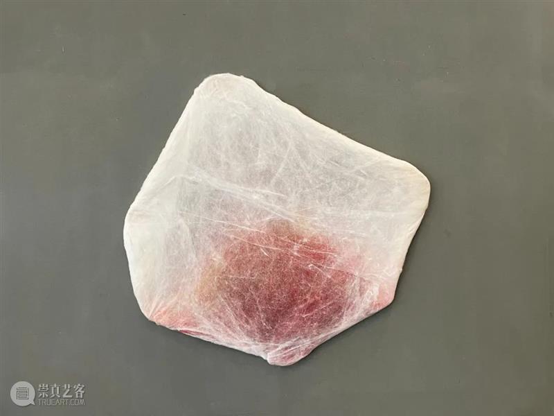 罗湖美术馆展讯 | 齐物所·李霖艺术作品展  罗湖美术馆 李霖 艺术 作品展 罗湖美术馆 展讯 齐物所 齐物 主办单位 罗湖美术馆承办单位 深圳市德玟文化艺术有限公司 崇真艺客