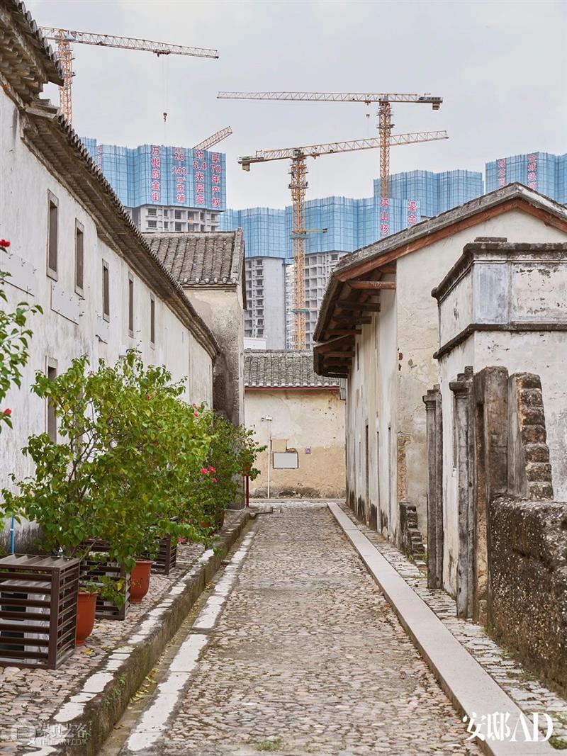 PAM荐文 | 靠颜值出圈的深圳坪山，用色彩勾勒一座“理想之城” 视频资讯 坪山美术馆 深圳 色彩 坪山 PAM 荐文 颜值 理想之城 人们 BIG NBBJ 崇真艺客