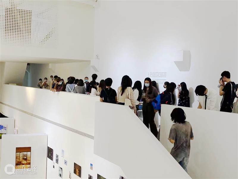 悦·美术馆｜迟日摄影节展览回顾 悦·美术馆 迟日 盛况 现场 迟日摄影节 北京798艺术区 北京悦·美术馆 青年 平台 包邮区图片社 崇真艺客